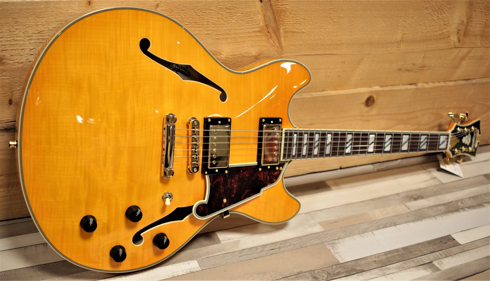 D'angelico Excel DC Vintage Natural afbeelding