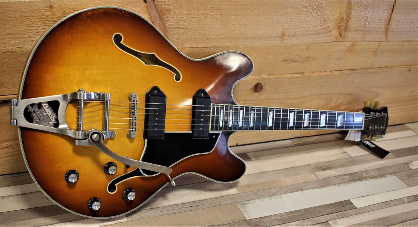 Eastman T64/v Antique Goldburst