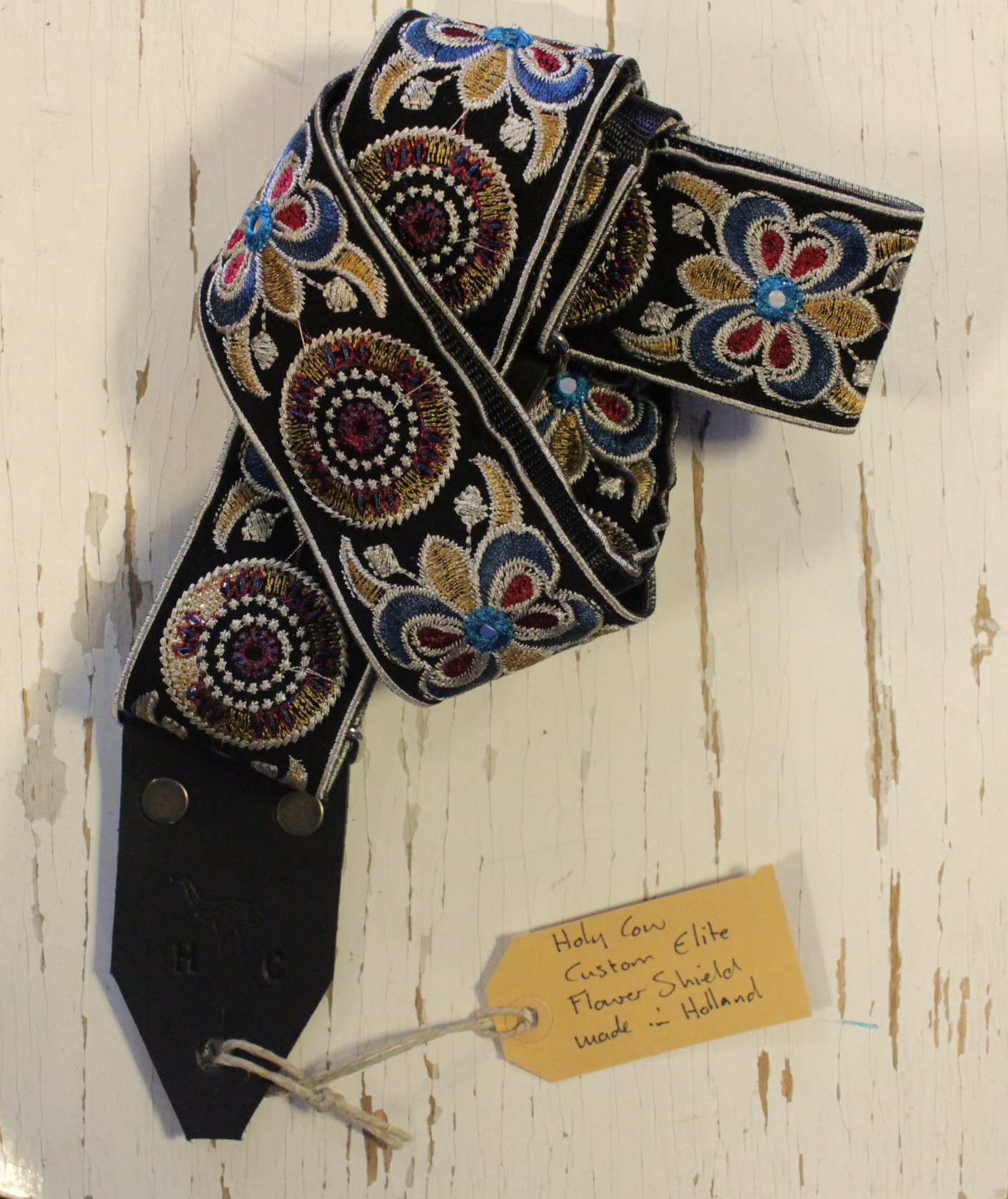 Holy Cow Straps Custom Elite Flower Shield afbeelding