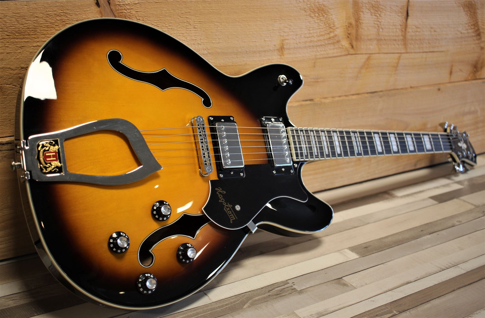 Hagstrom Viking Tobacco Sunburst afbeelding