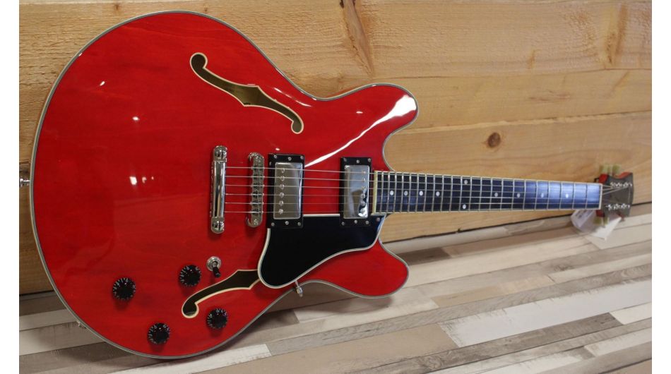 Eastman T386 Red