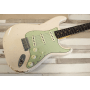 Fender Custom Shop Late 1962 Stratocaster Relic Closet Classic Hardware, Super Faded Aged Shell Pink