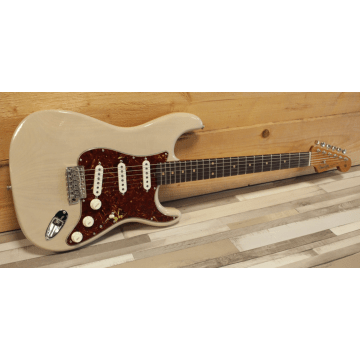 Fender Custom Shop LTD Roasted Pine Stratocaster DLX Closet Classic, Honey Blonde