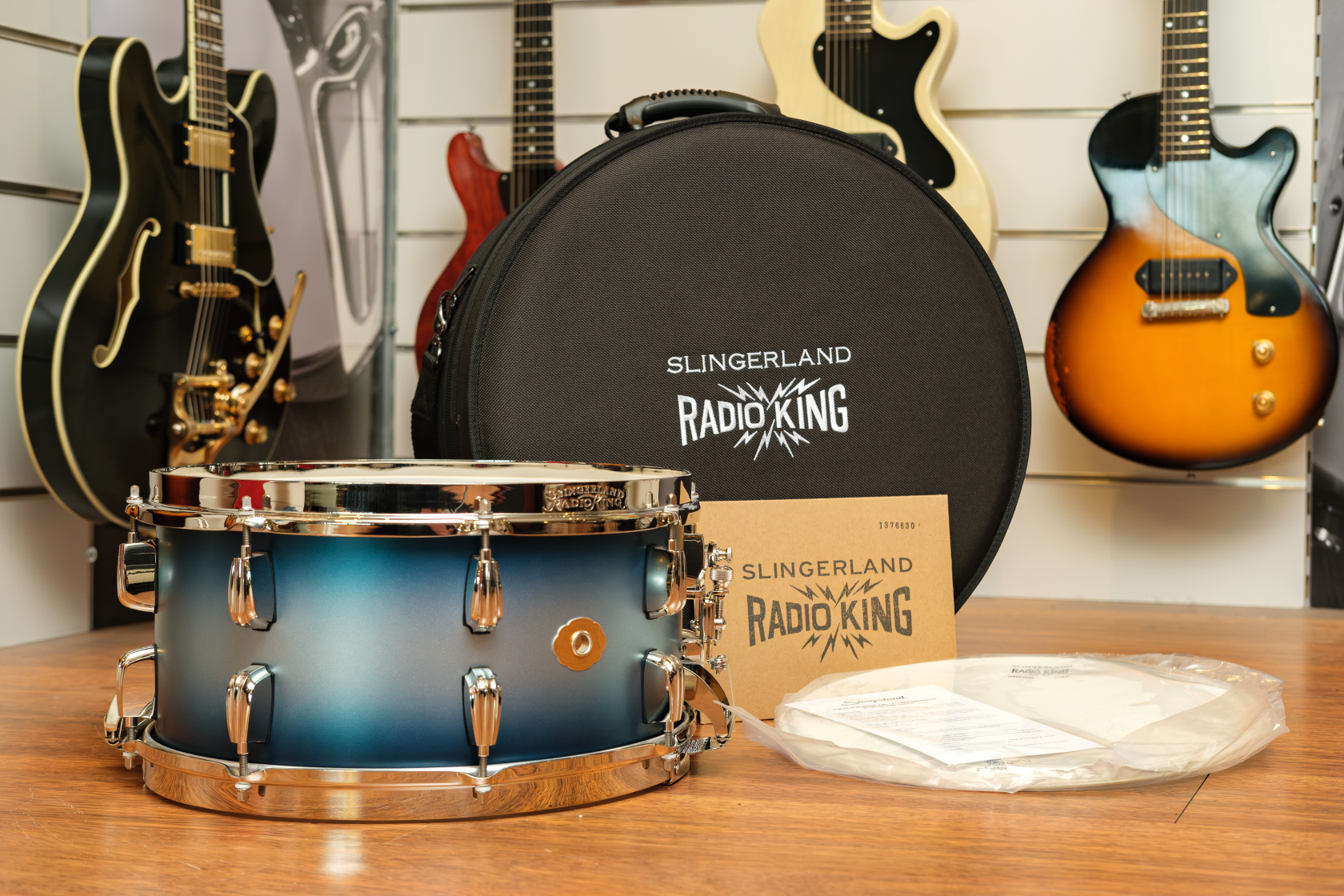 Slingerland Radio King 14x07" Blue & Silver Lacquer Limited Edition