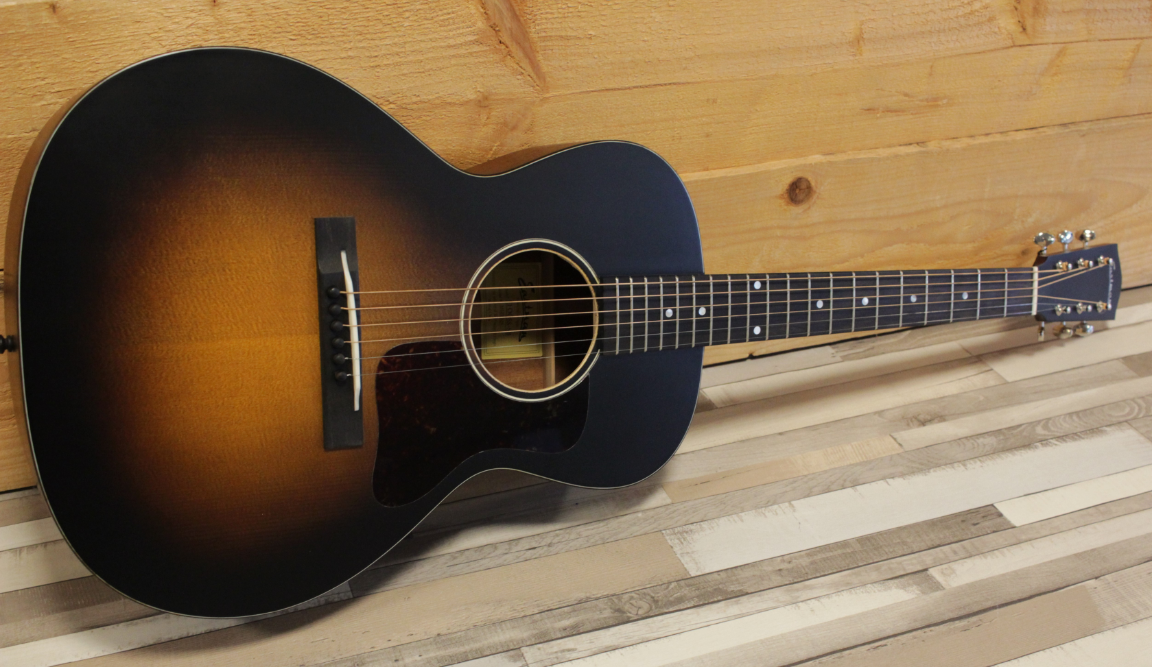 Klundertmusic Eastman E1OOSS-SB aanbieding