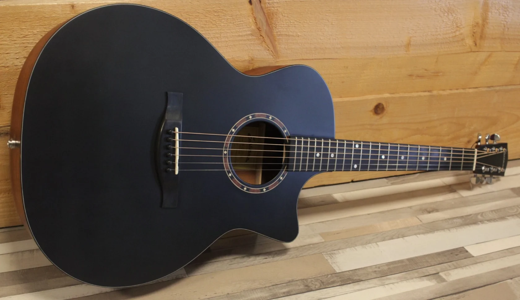 Eastman AC122-2CE Black