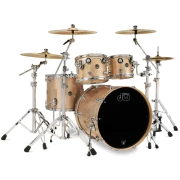 DW Performance Bermuda Sparkle 