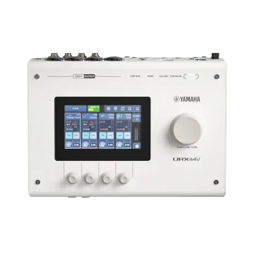 Yamaha URX44V W