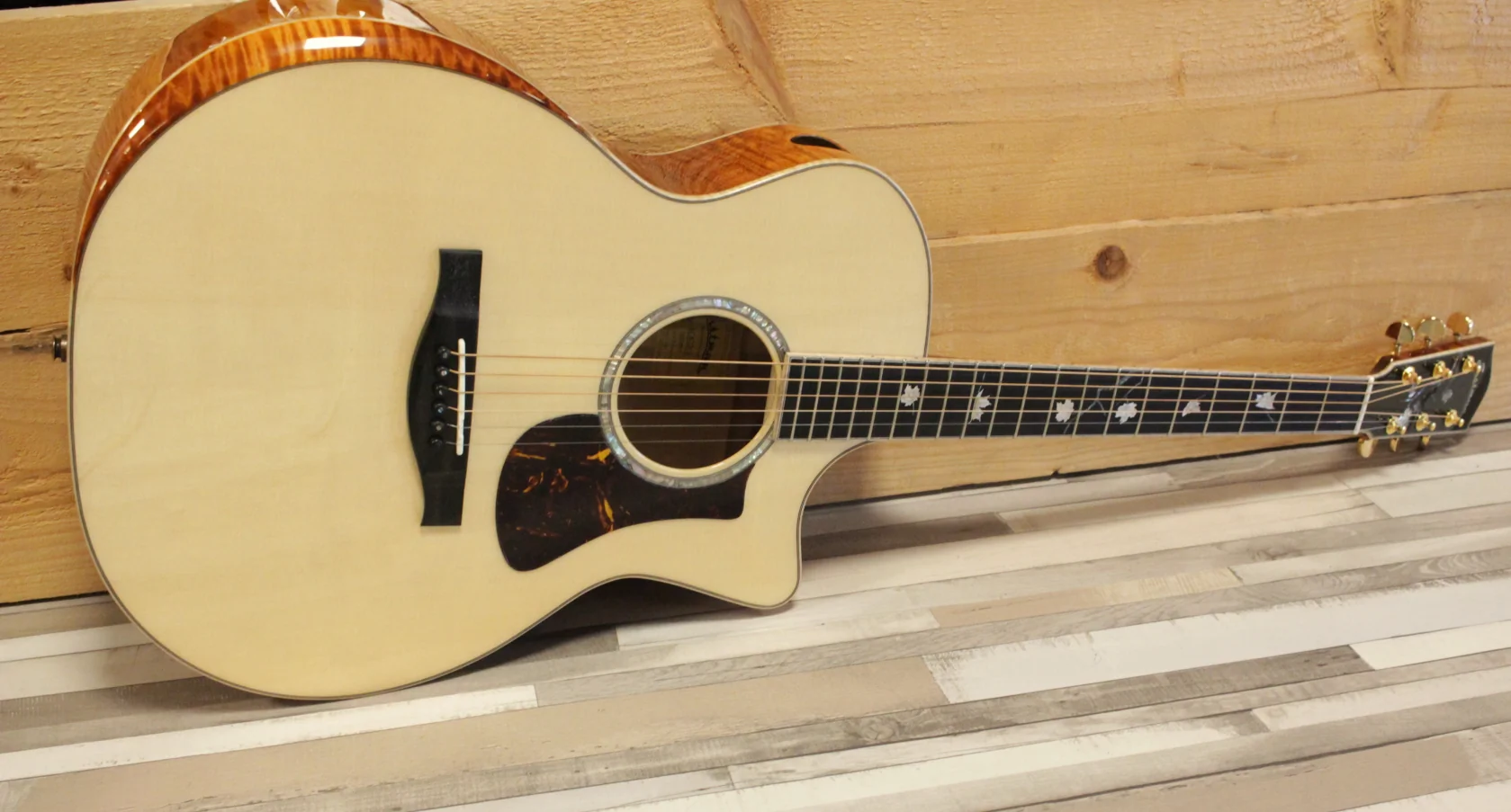 Eastman AC622CE