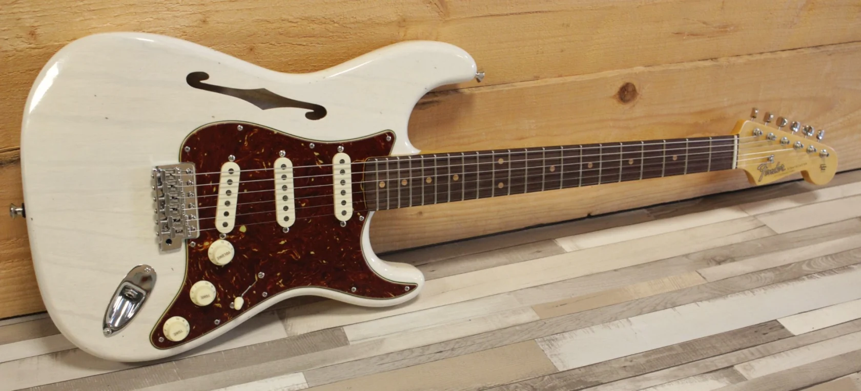 Fender Custom Shop Postmodern Thinline Strat Journeyman Relic, Aged White Blonde
